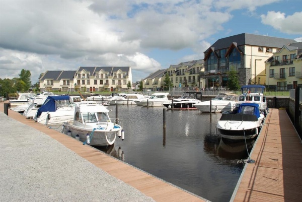 Leitrim Marina Hotel image 11