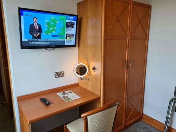 Leitrim Marina Hotel image 30